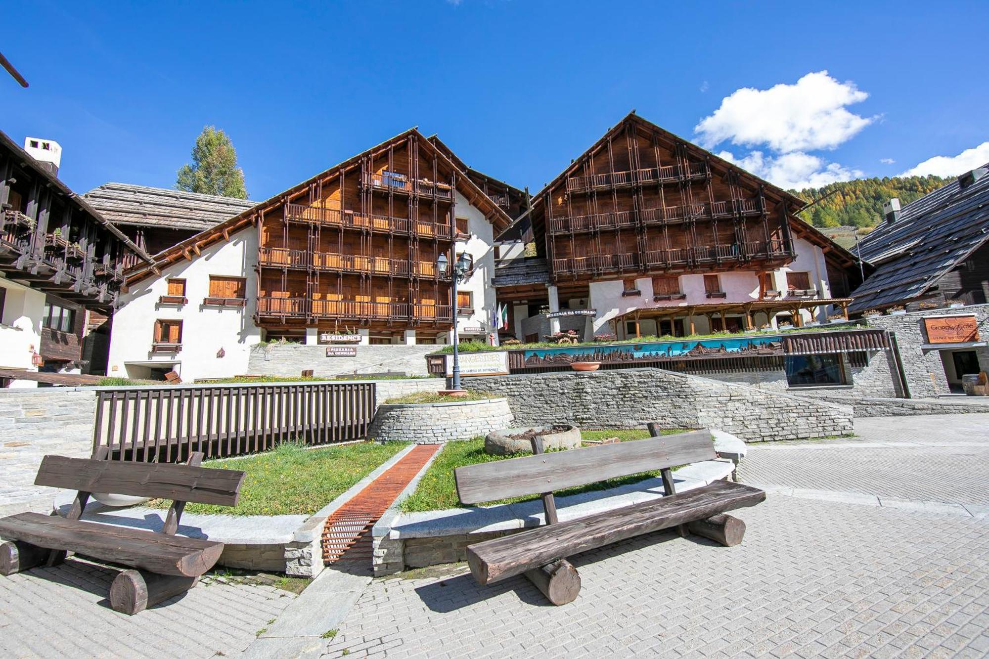 Grange Hike&Ski Sestriere Apartments - Happy.Rentals Buitenkant foto